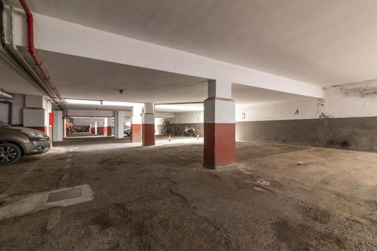 Homeforguest New Modern Apartment With Pool アロナ エクステリア 写真
