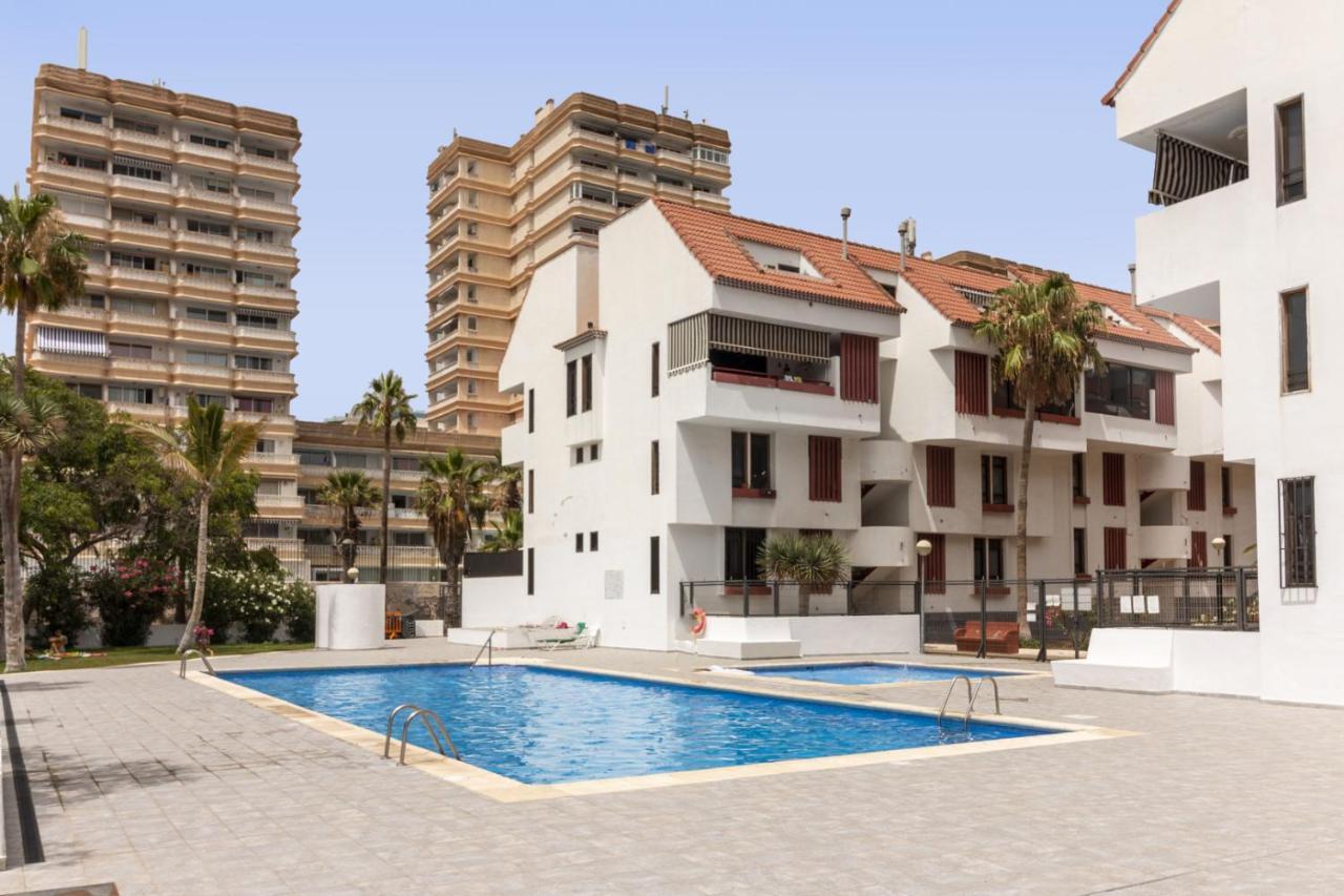 Homeforguest New Modern Apartment With Pool アロナ エクステリア 写真