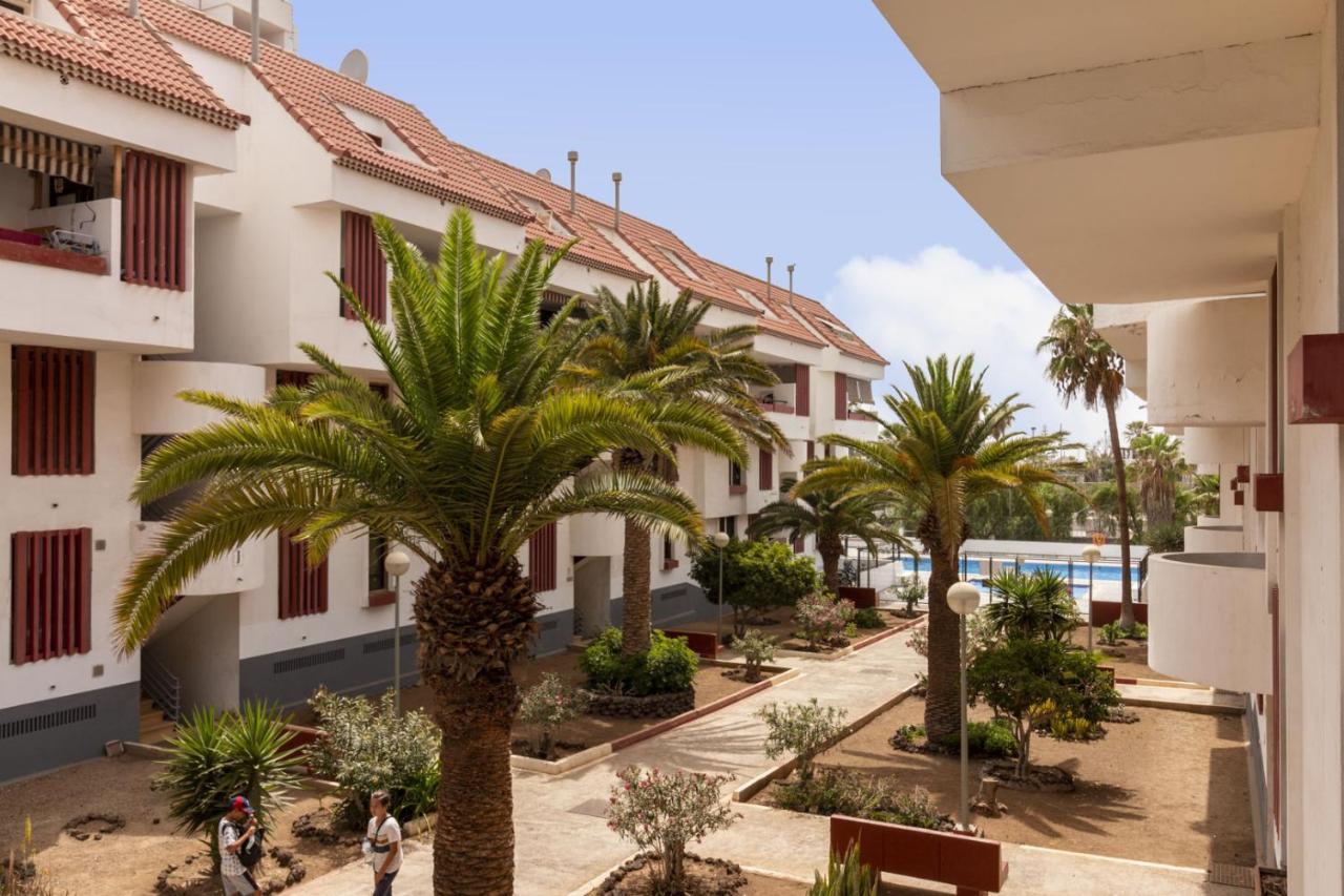 Homeforguest New Modern Apartment With Pool アロナ エクステリア 写真